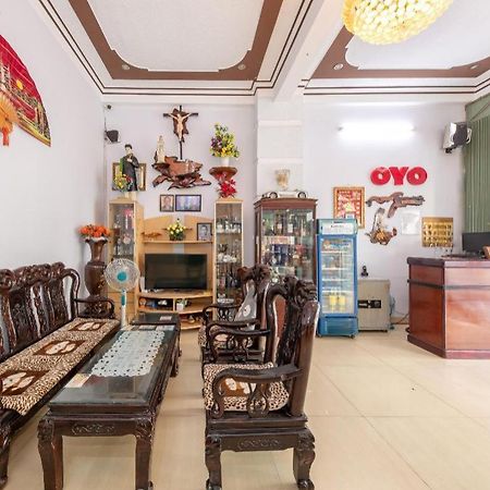 Oyo-898丰邵酒店 芽庄 外观 照片