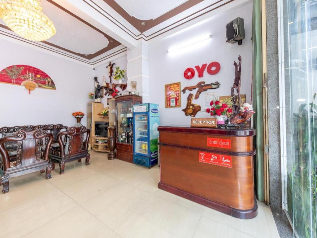 Oyo-898丰邵酒店 芽庄 外观 照片